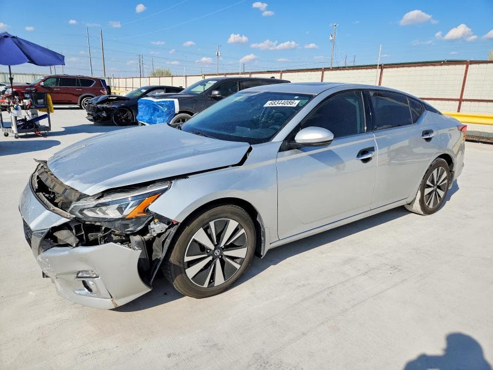 2019 NISSAN ALTIMA SV - 1