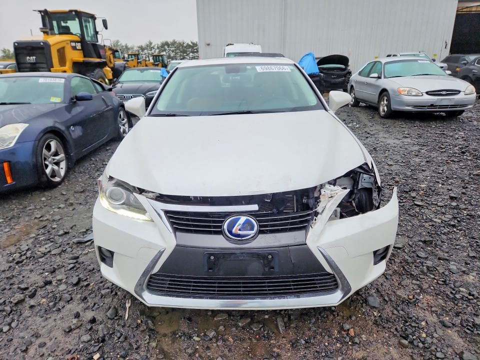 2017 LEXUS CT 200 5