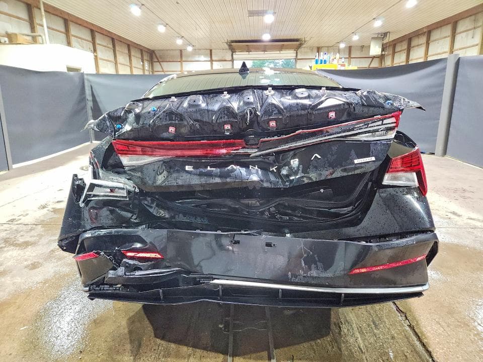 2025 HYUNDAI ELANTRA LIMITED 6