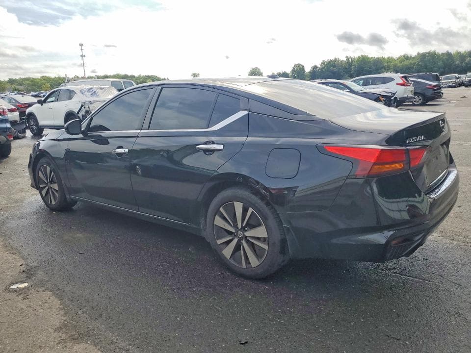 2021 NISSAN ALTIMA SV 2