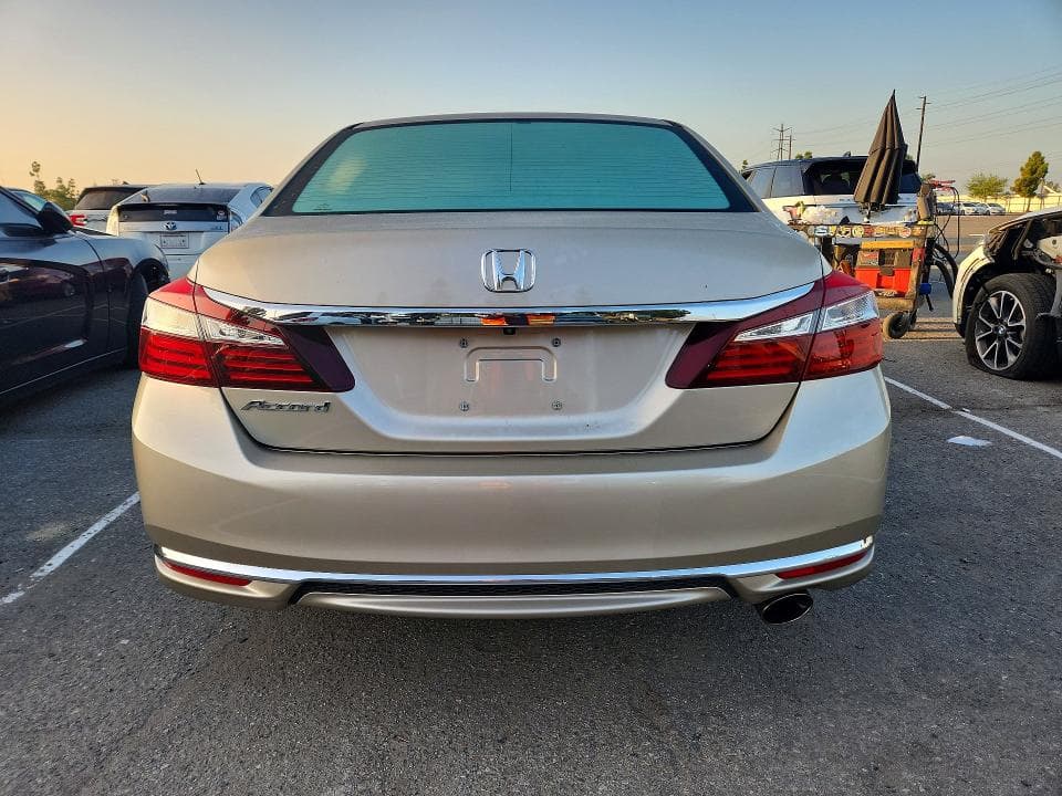 2017 HONDA ACCORD LX 6