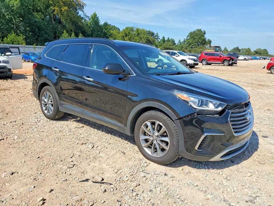 2017 HYUNDAI SANTA FE SE 4