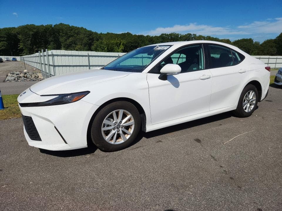 2026 TOYOTA CAMRY LE