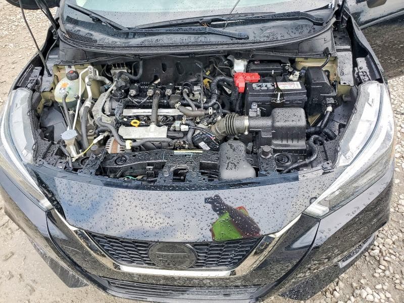 2021 NISSAN VERSA SR 11