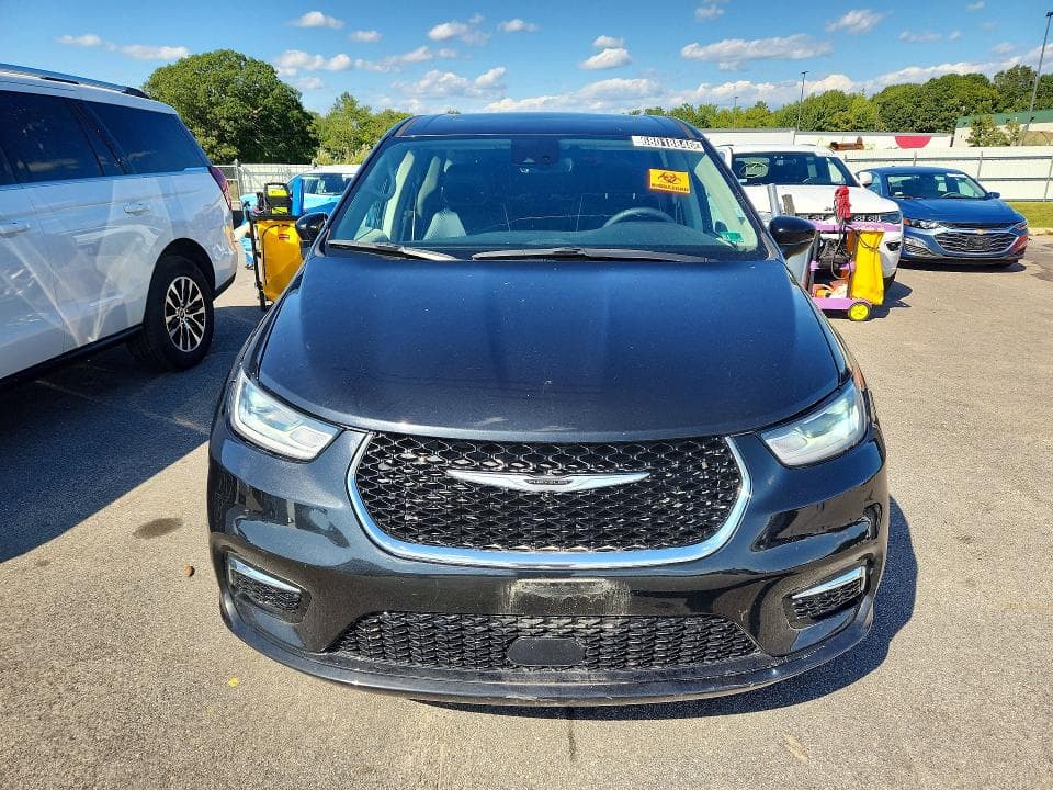 2024 CHRYSLER PACIFICA LIMITED 5
