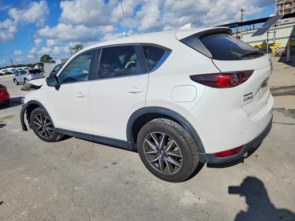2018 MAZDA CX-5 TOURING 2