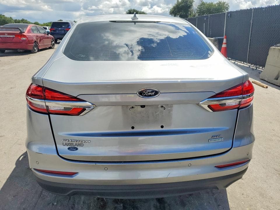 2020 FORD FUSION SE 6