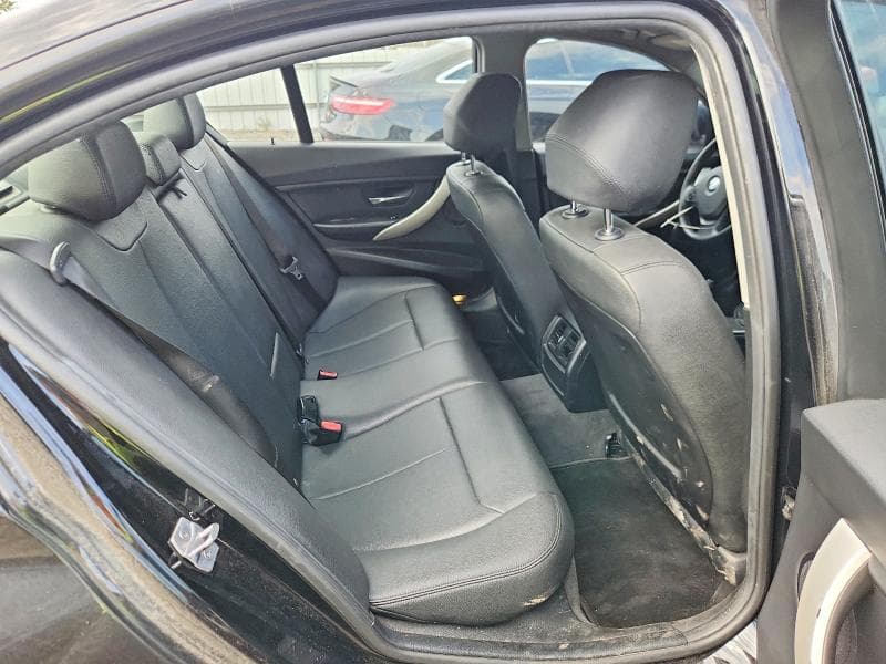 2018 BMW 320 XI 10