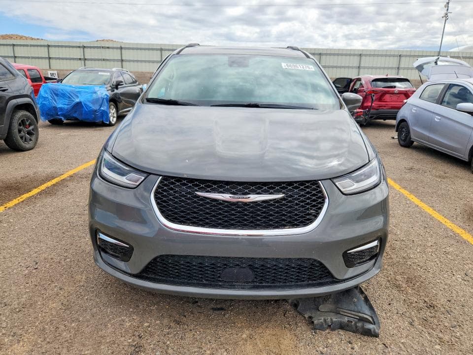 2022 CHRYSLER PACIFICA TOURING L 5