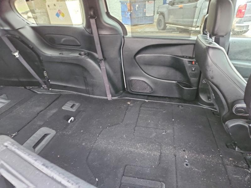 2025 CHRYSLER PACIFICA LIMITED 10