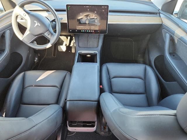 2024 TESLA MODEL Y 8