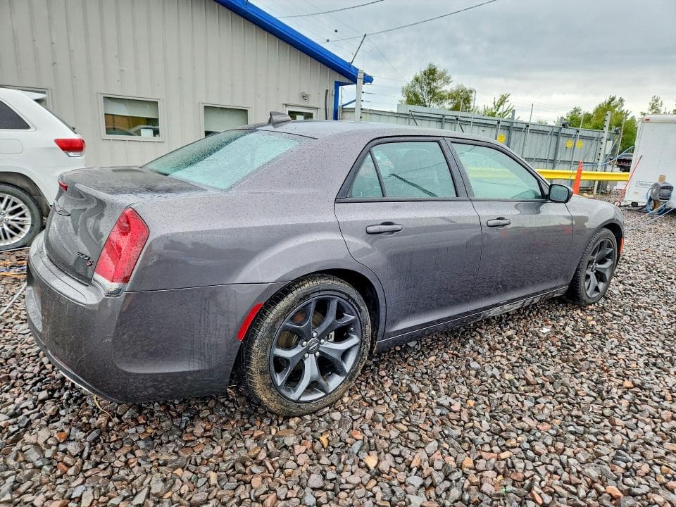 2023 CHRYSLER 300 S 3