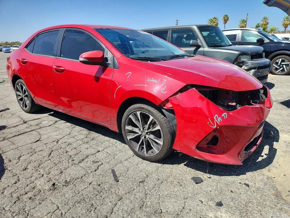 2017 TOYOTA COROLLA SE 4