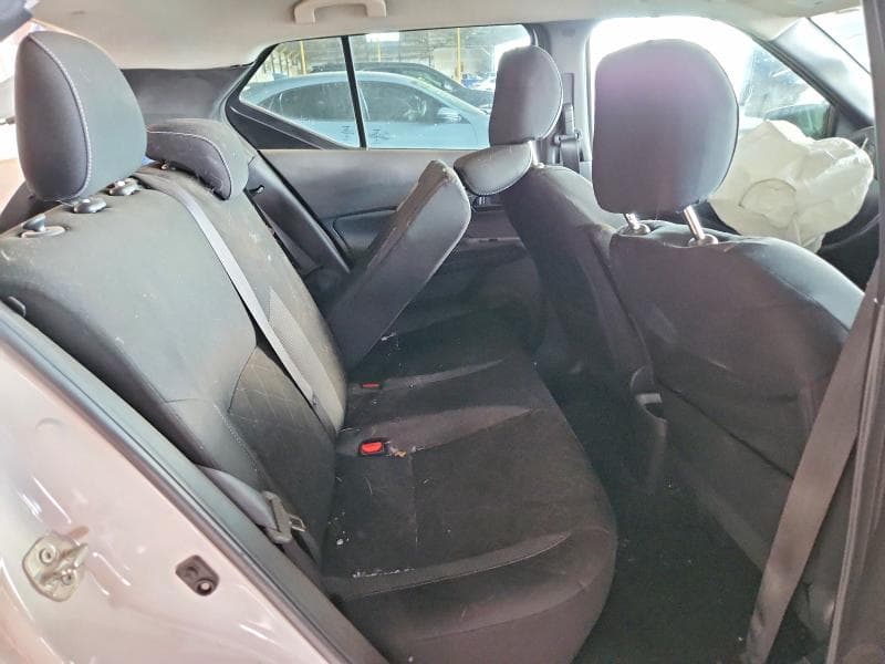 2019 NISSAN KICKS S 10
