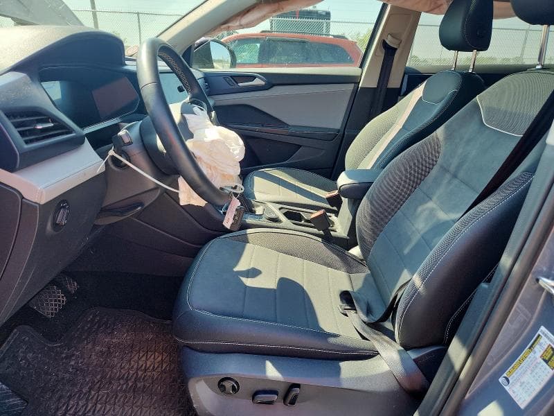 2024 VOLKSWAGEN TAOS SE 7