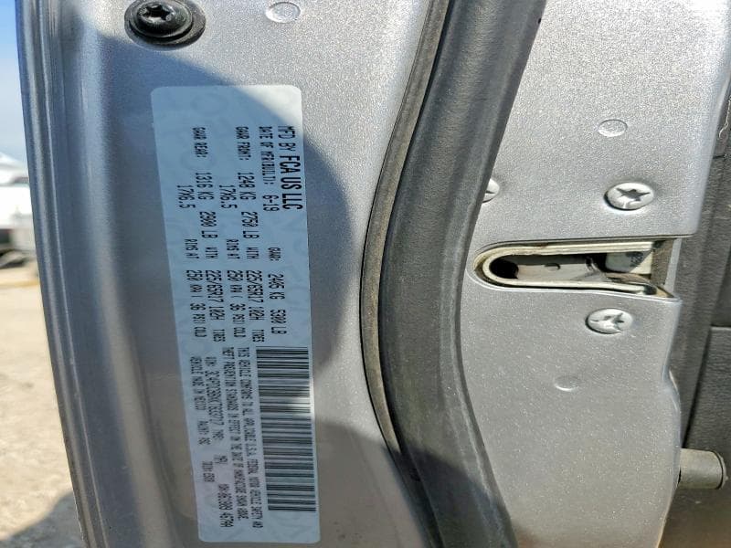 2019 DODGE JOURNEY SE 13