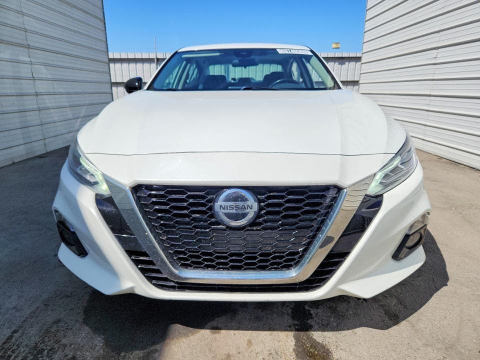 2022 NISSAN ALTIMA SR 5
