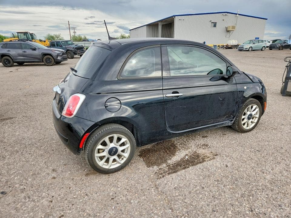 2017 FIAT 500 POP 3