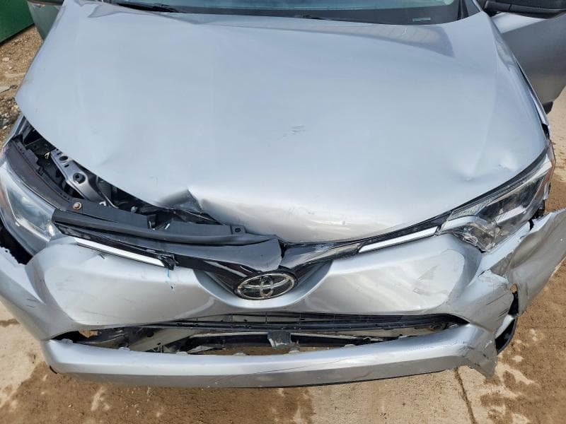 2018 TOYOTA RAV4 LE 12