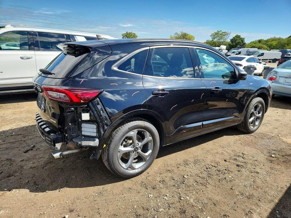 2024 FORD ESCAPE ST LINE 3