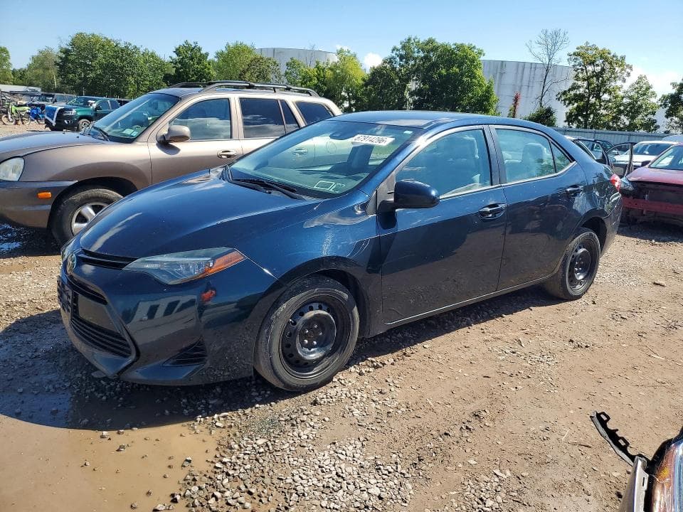 2018 TOYOTA COROLLA LE - 1