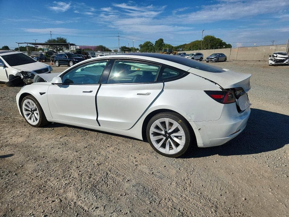 2022 TESLA MODEL 3 2