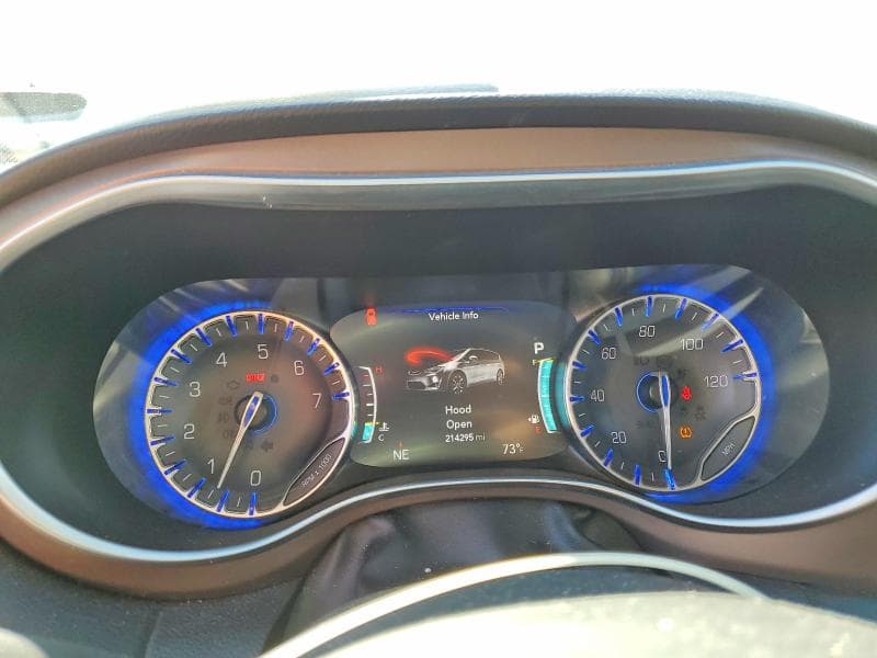 2017 CHRYSLER PACIFICA TOURING L PLUS 9
