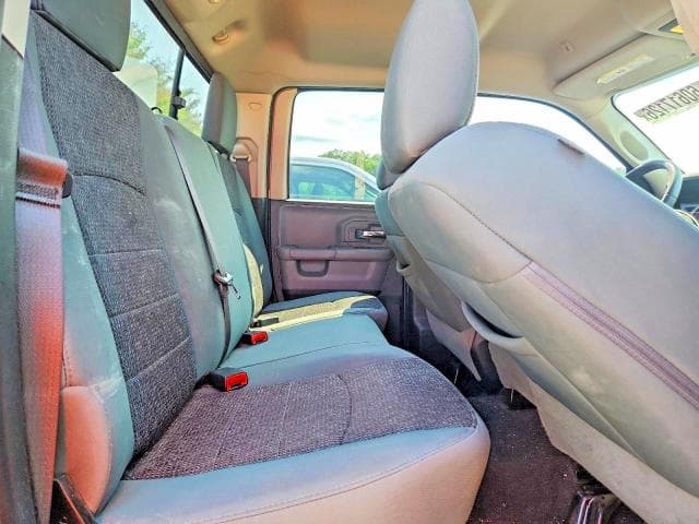 2019 RAM 1500 CLASSIC SLT 10