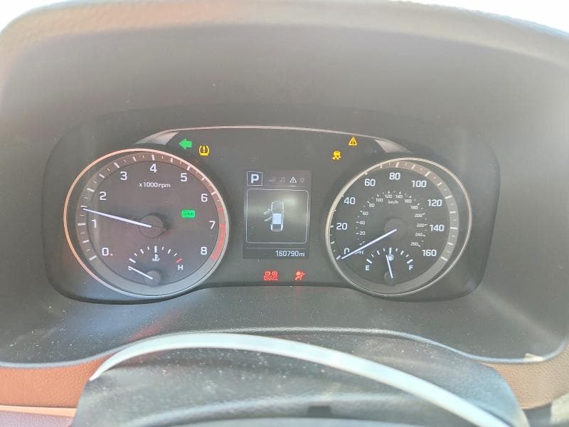 2018 HYUNDAI ELANTRA SEL 9