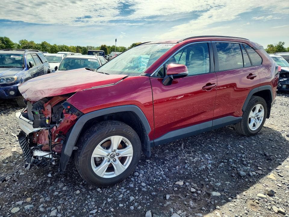 2019 TOYOTA RAV4 XLE - 1