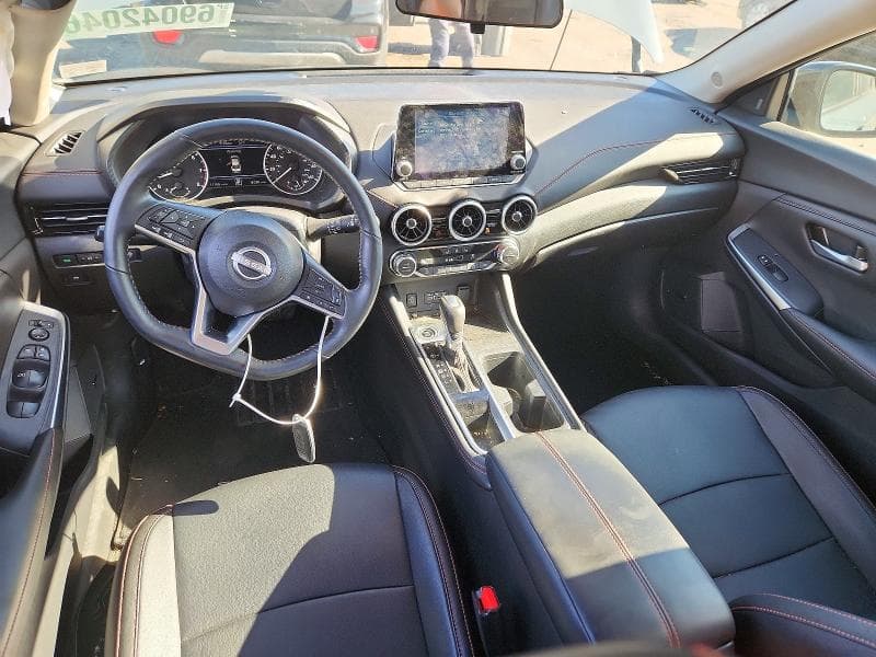 2024 NISSAN SENTRA SR 8