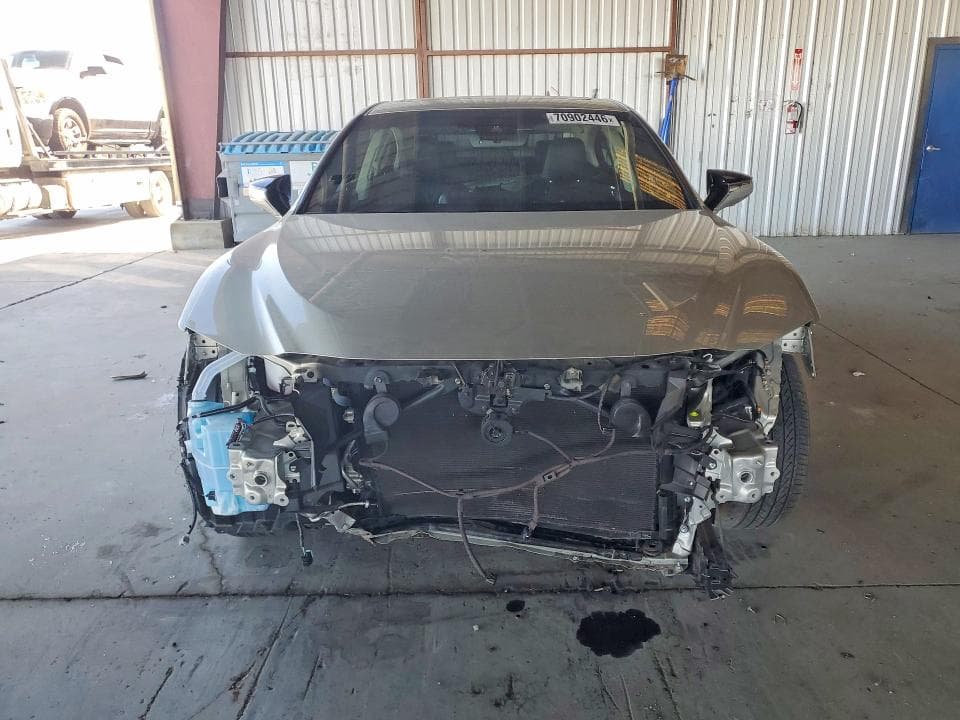 2019 LEXUS ES 300H 5