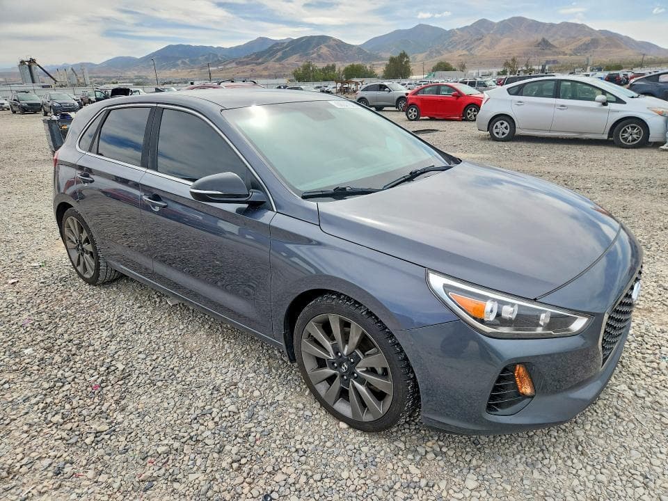 2018 HYUNDAI ELANTRA GT SPORT 4