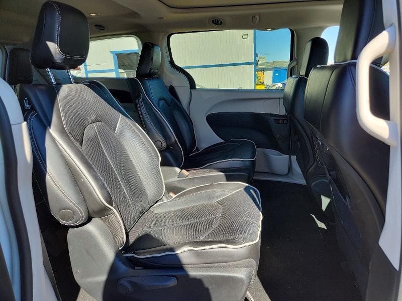 2023 CHRYSLER PACIFICA HYBRID LIMITED 11