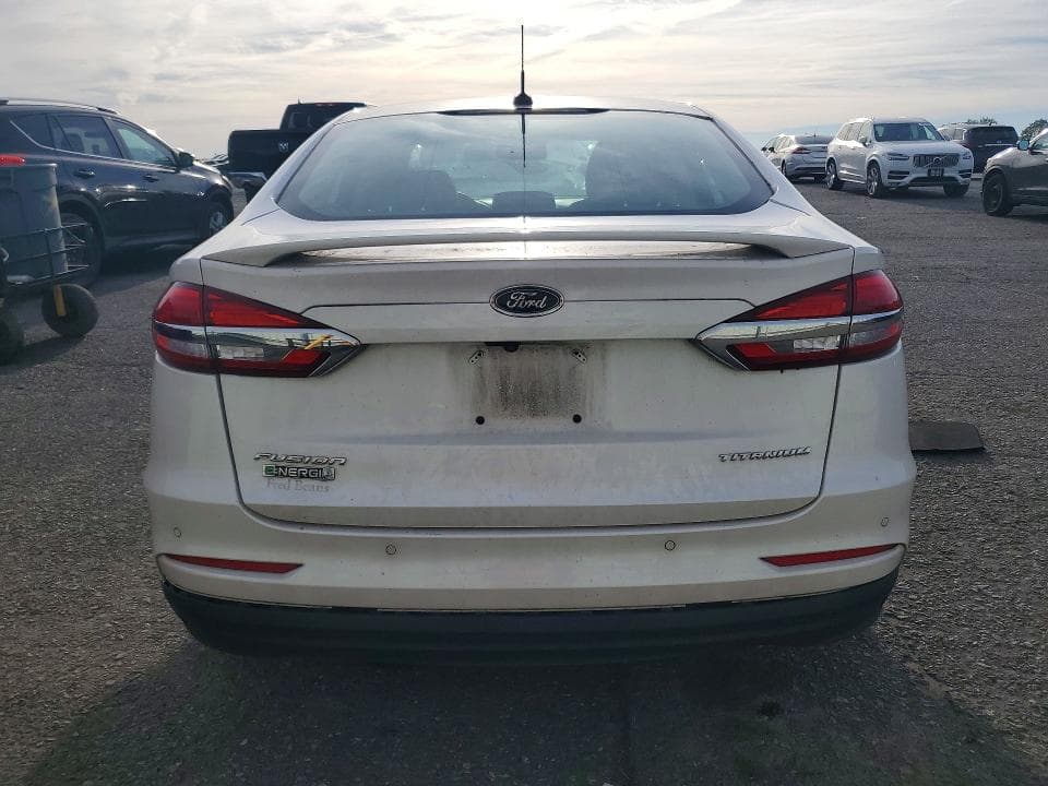 2019 FORD FUSION TITANIUM 6