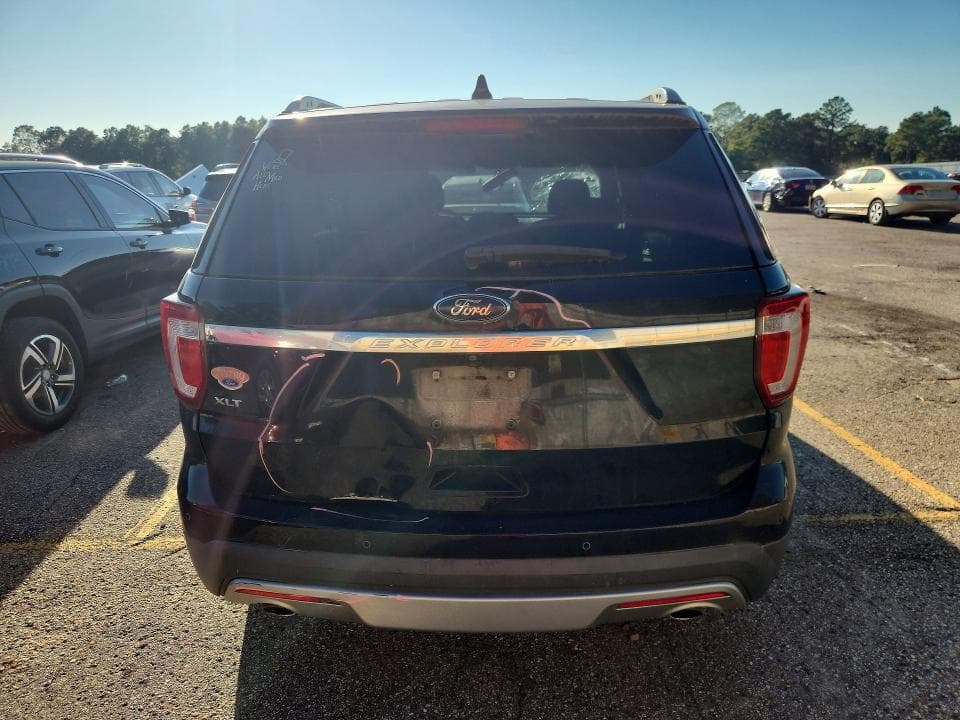 2017 FORD EXPLORER XLT 6