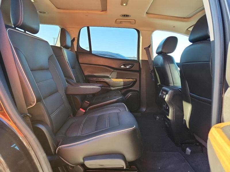 2018 GMC ACADIA DENALI 11