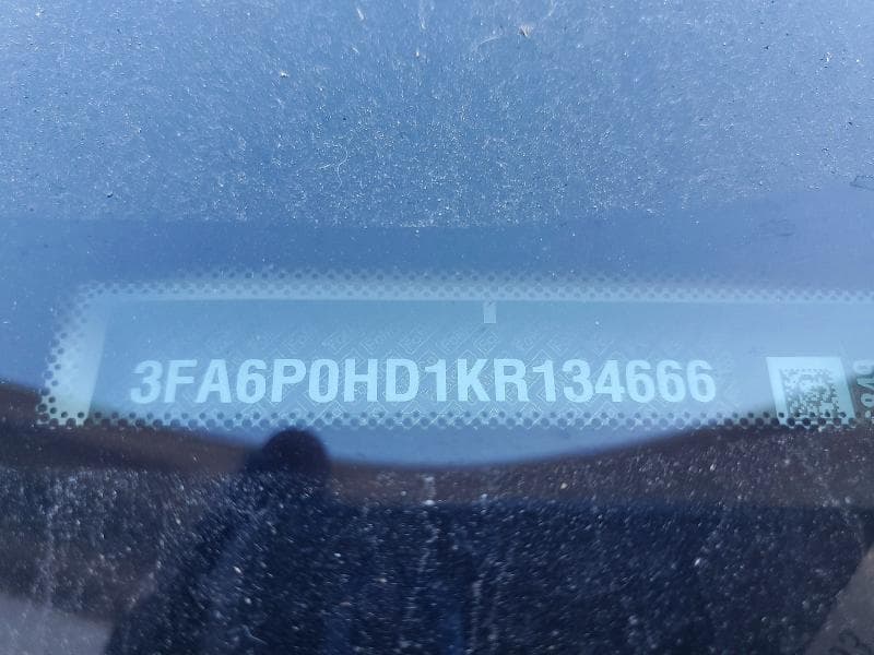 2019 FORD FUSION SE 12
