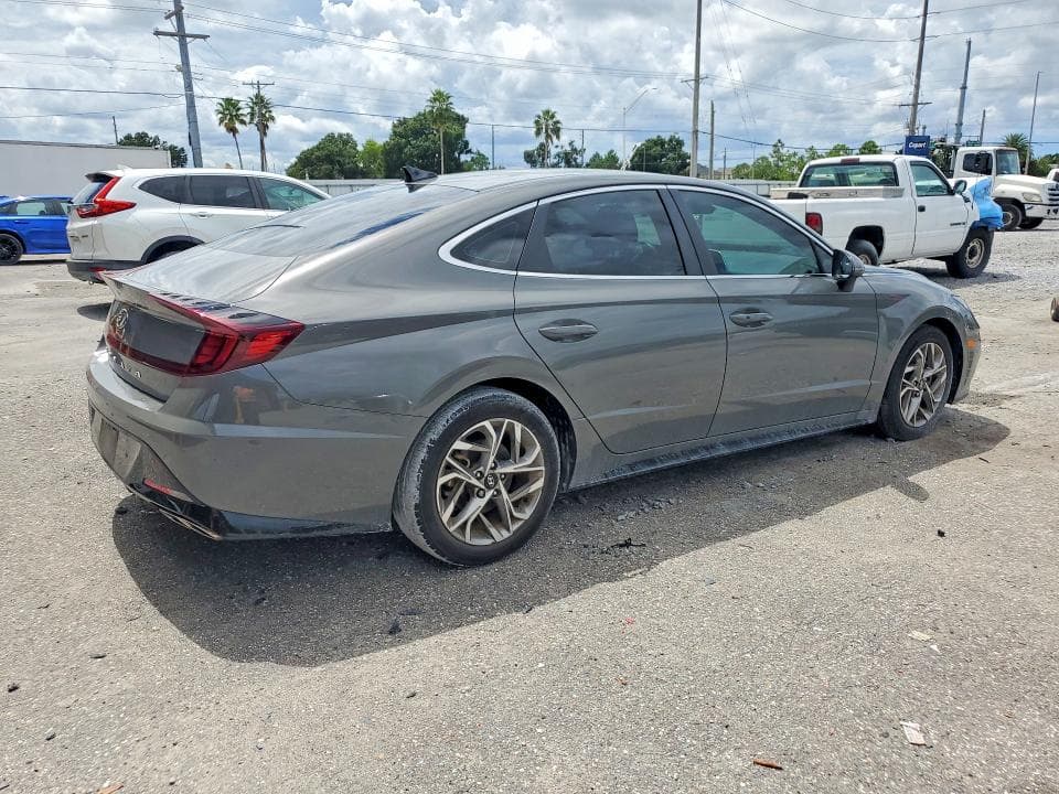 2021 HYUNDAI SONATA SEL 3