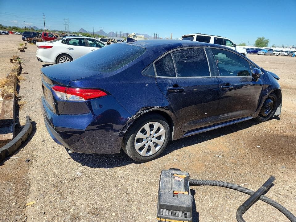 2021 TOYOTA COROLLA LE 3