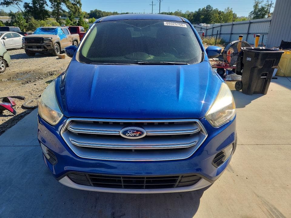 2017 FORD ESCAPE SE 5
