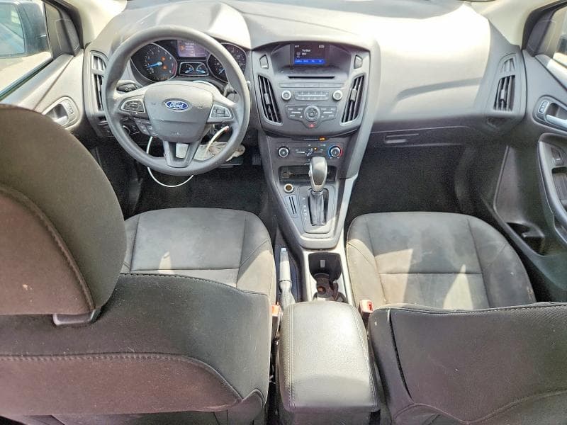 2017 FORD FOCUS SE 8