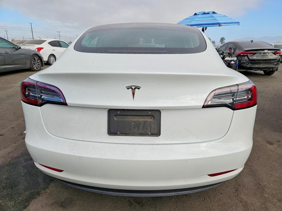 2019 TESLA MODEL 3 6