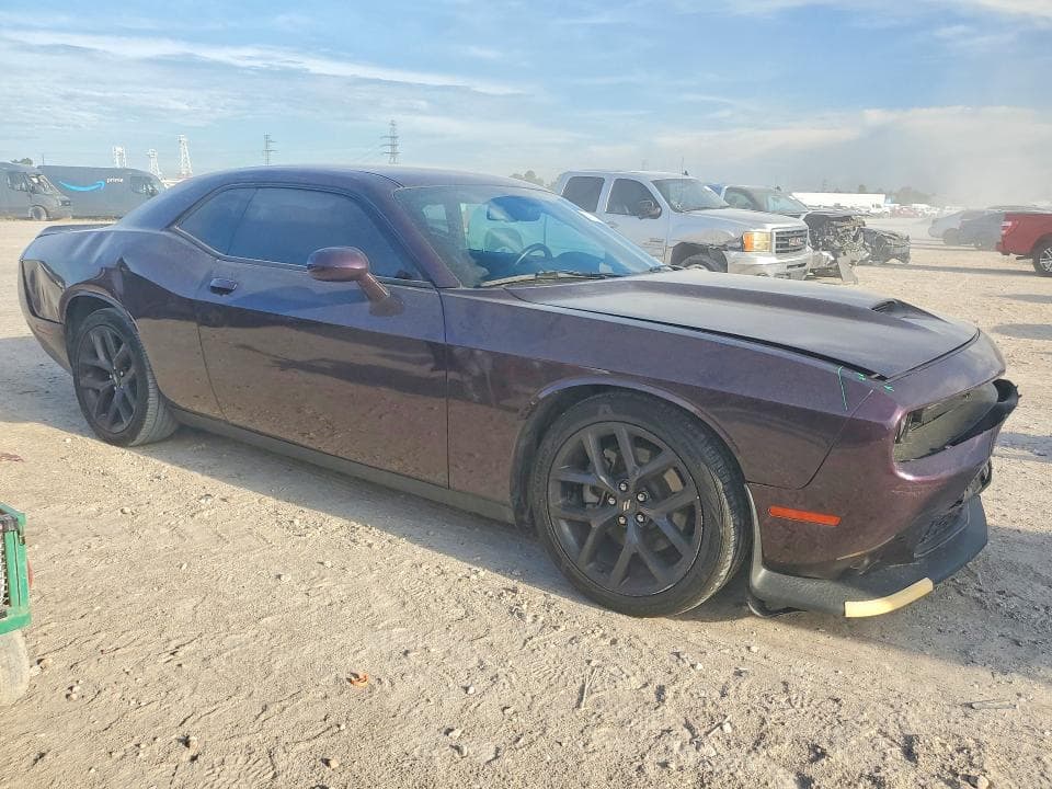 2021 DODGE CHALLENGER GT 4