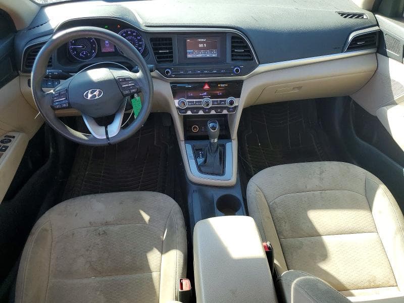 2020 HYUNDAI ELANTRA SE 8