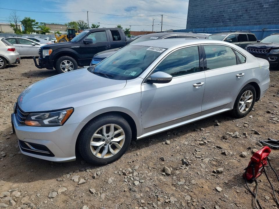 2017 VOLKSWAGEN PASSAT S - 1