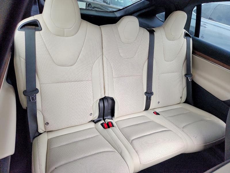2025 TESLA MODEL X 11