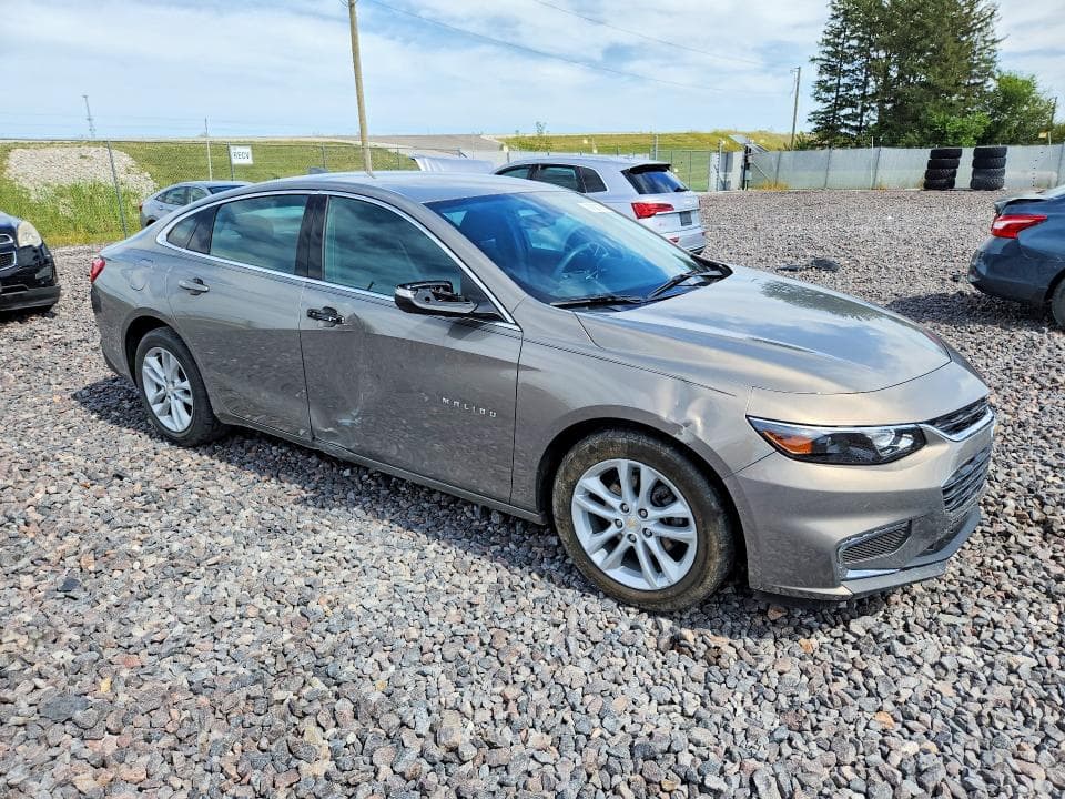 2017 CHEVROLET MALIBU LT 4
