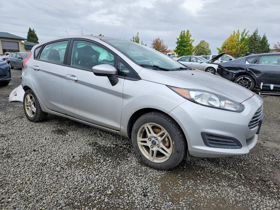 2019 FORD FIESTA SE 4