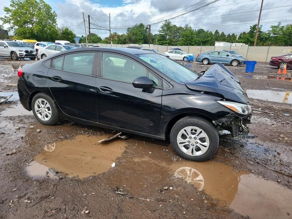 2019 CHEVROLET CRUZE LS 4
